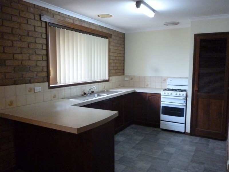 9 Malbec Drive, Mount Clear VIC 3350