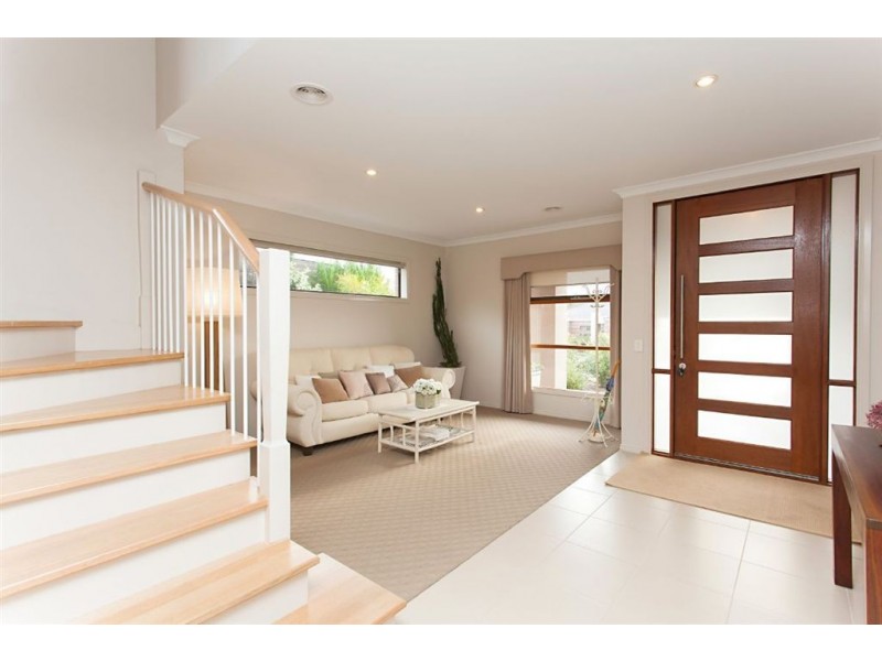 2 Club House Close, Buninyong VIC 3357