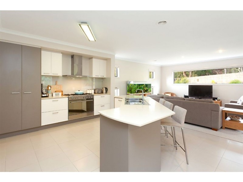 2 Club House Close, Buninyong VIC 3357