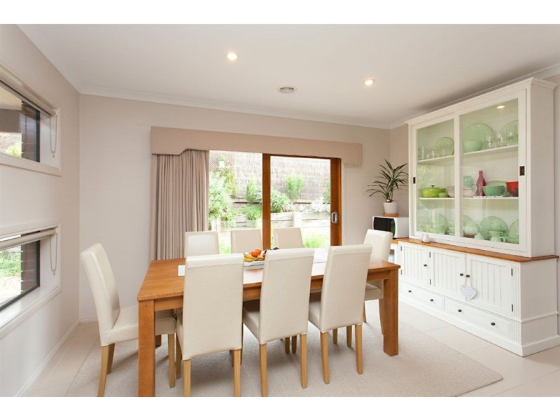 2 Club House Close, Buninyong VIC 3357