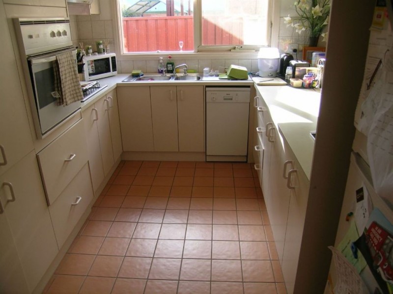 3/6 Castle Court, Ballarat East VIC 3350