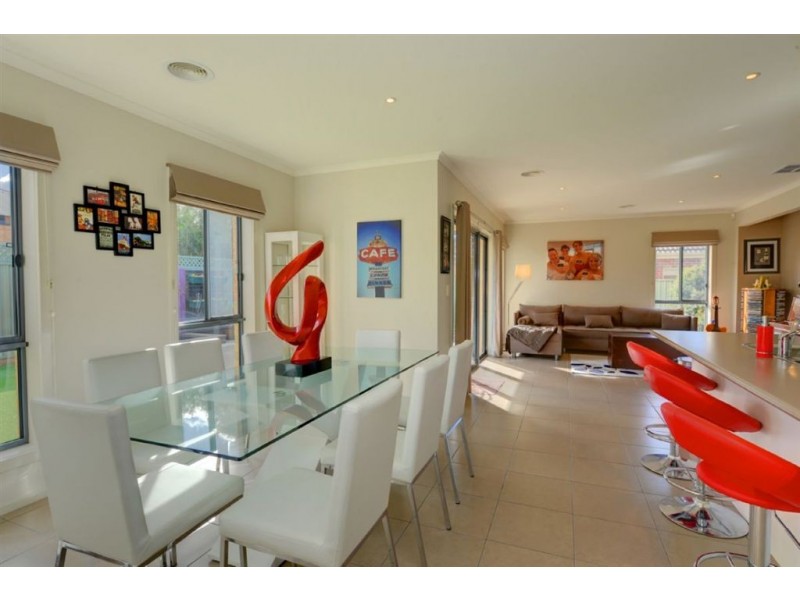 7 Macarthur Park Boulevard, Miners Rest VIC 3352