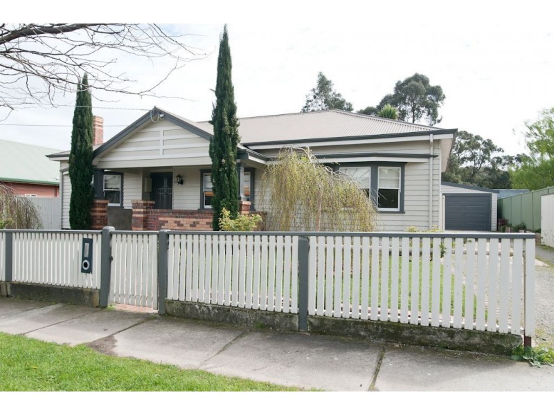 409 Humffray Street North, Brown Hill VIC 3350