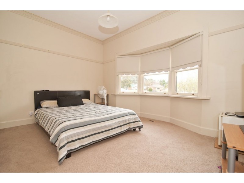 409 Humffray Street North, Brown Hill VIC 3350