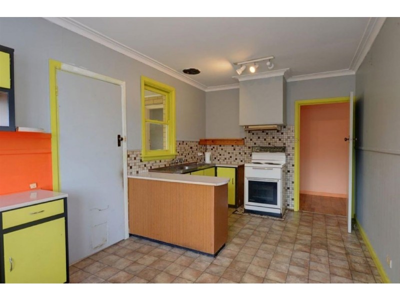 17 Albion Street, Sebastopol VIC 3356