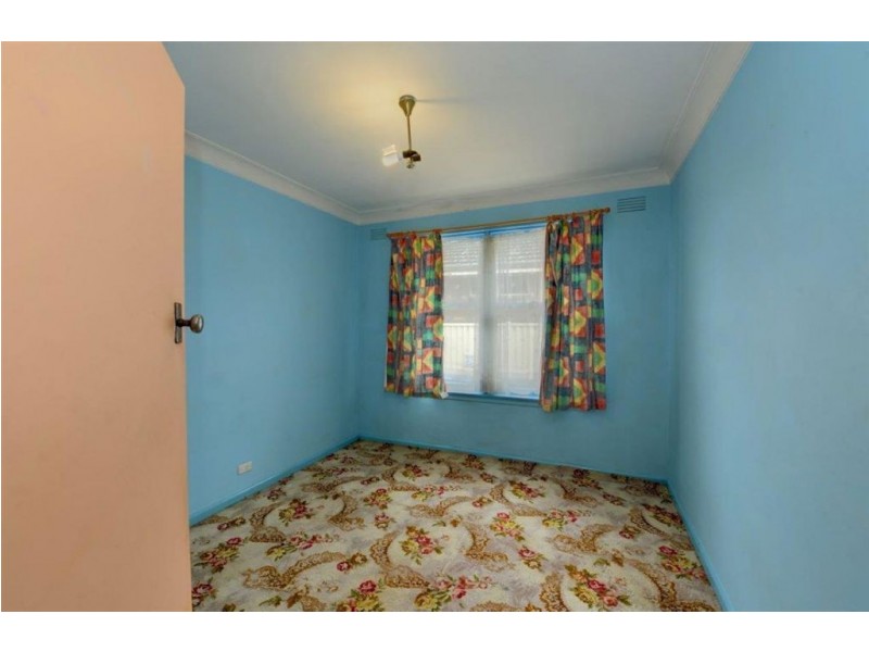 17 Albion Street, Sebastopol VIC 3356