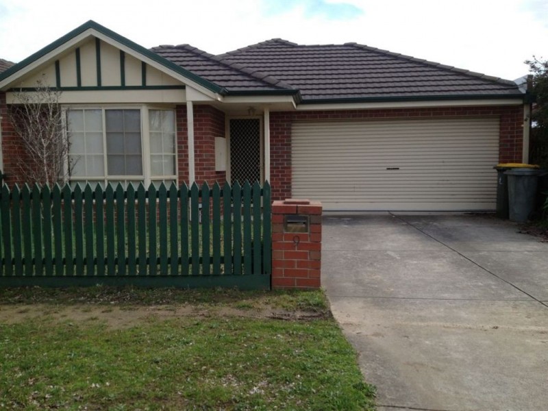 8 Zofia Place, Alfredton VIC 3350