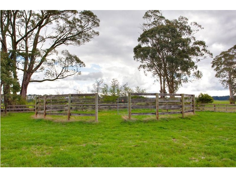 120 Ralstons Road, Pootilla VIC 3352
