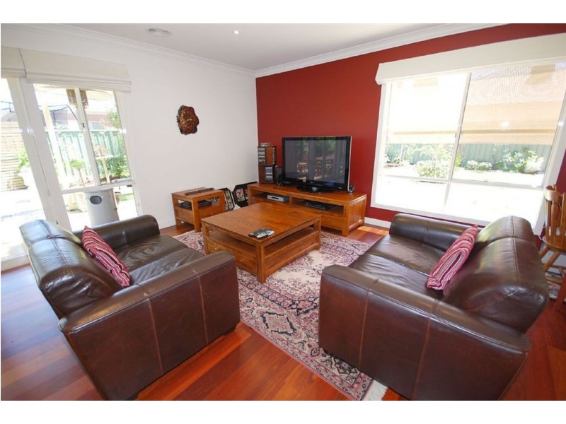 21 Lake Gardens Avenue, Ballarat VIC 3350