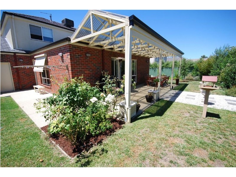 21 Lake Gardens Avenue, Ballarat VIC 3350