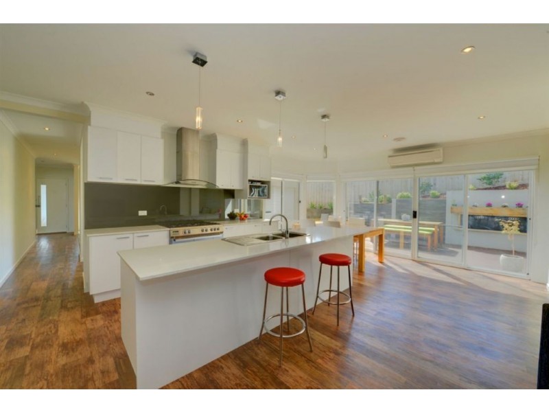 20 Zoe Drive, Mount Helen VIC 3350