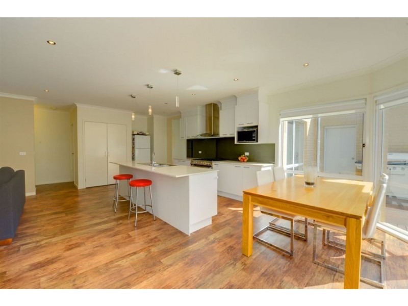 20 Zoe Drive, Mount Helen VIC 3350