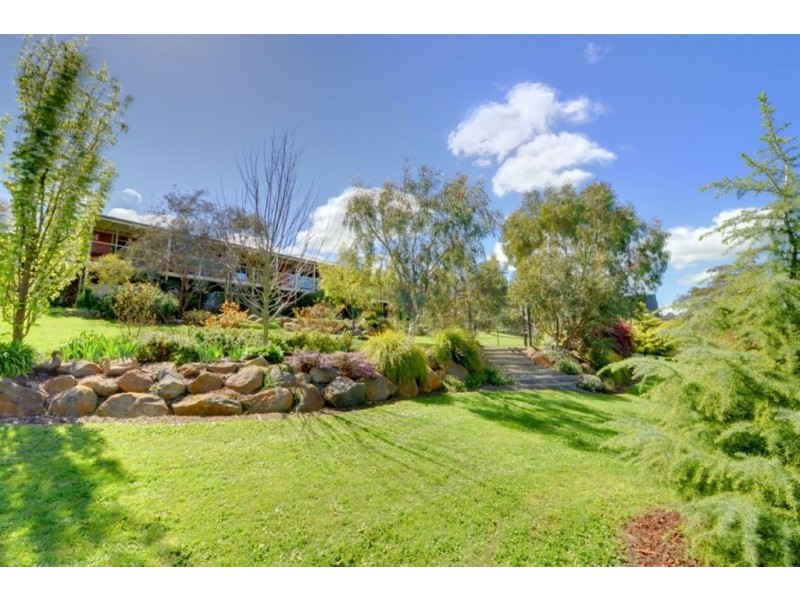 1 Herriott Street, Buninyong VIC 3357