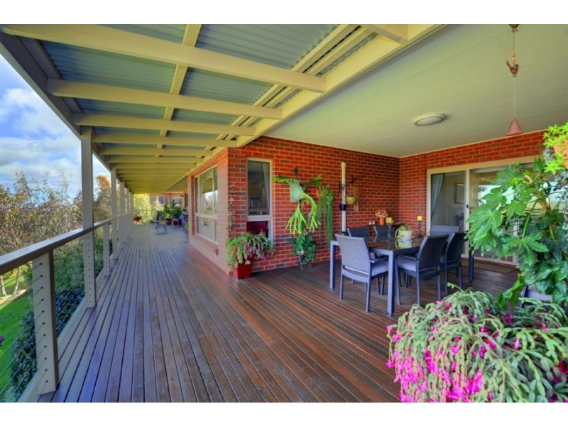 1 Herriott Street, Buninyong VIC 3357