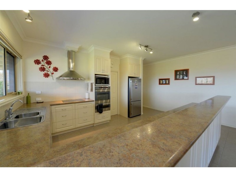 1 Herriott Street, Buninyong VIC 3357