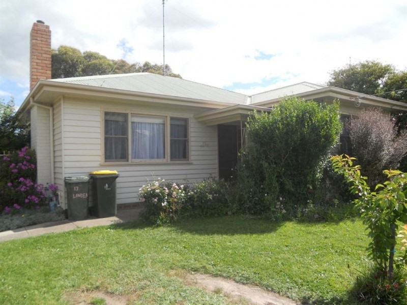 17 Linden Avenue, Wendouree VIC 3355