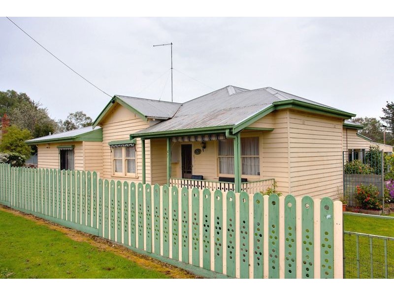 47 Luttet Street, Creswick VIC 3363