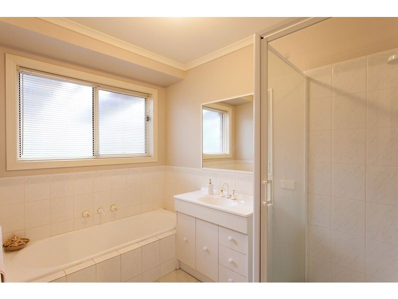 26 Tait Drive, Creswick VIC 3363