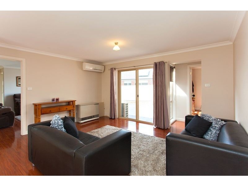 8 Begonia Court, Delacombe VIC 3356