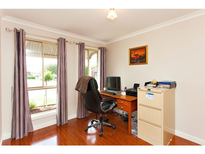 8 Begonia Court, Delacombe VIC 3356