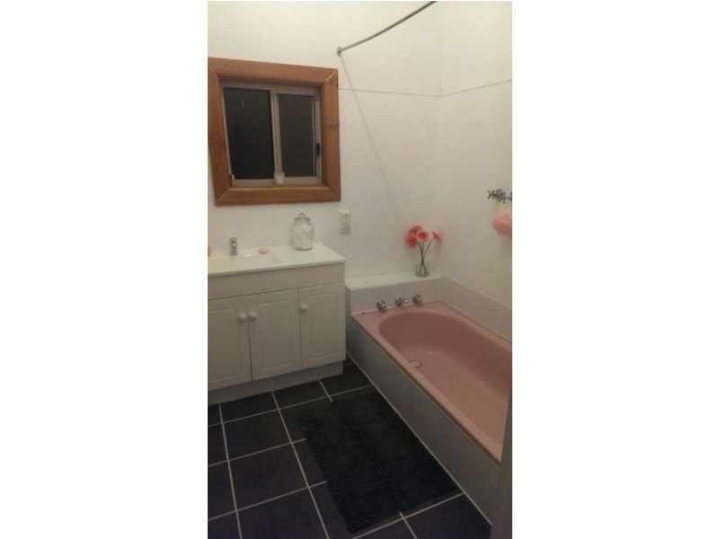 4 Brinkley Avenue, Wendouree VIC 3355