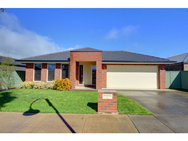 10 Coventry Street, Miners Rest VIC 3352