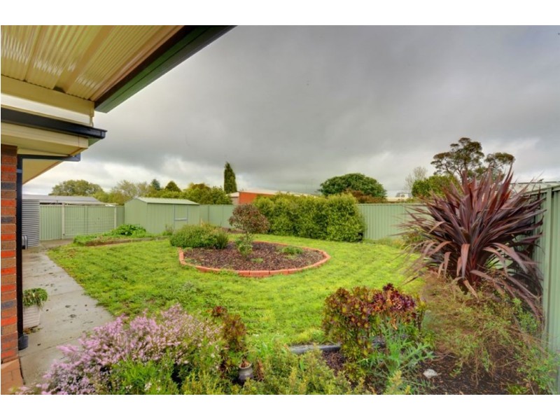 10 Coventry Street, Miners Rest VIC 3352