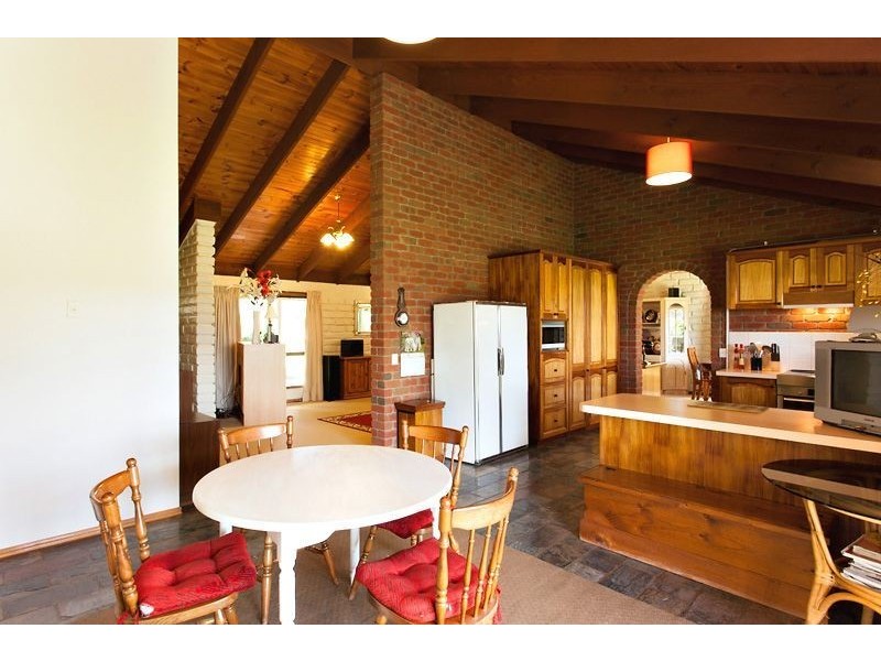 505 Ross Creek Haddon Road, Haddon VIC 3351