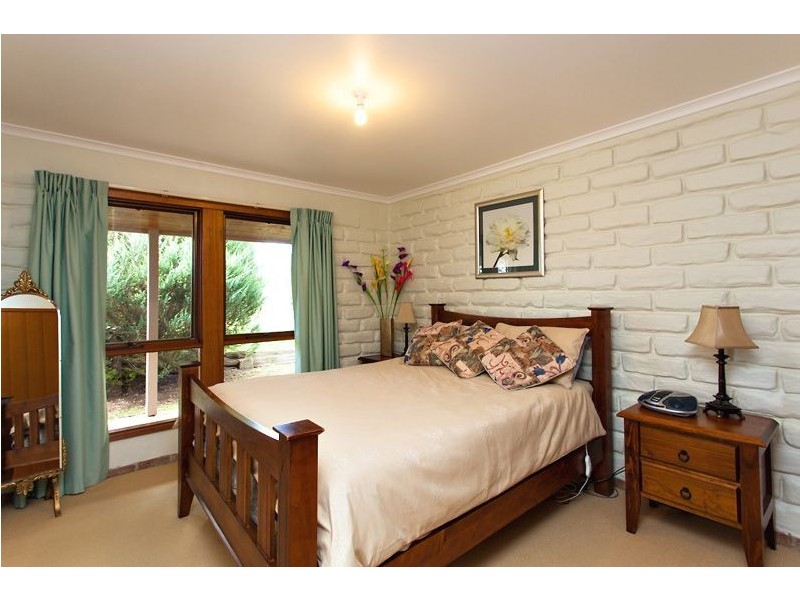 505 Ross Creek Haddon Road, Haddon VIC 3351