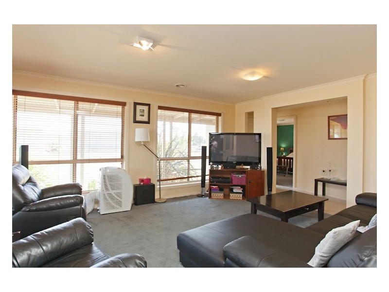 11 Dyson Drive, Alfredton VIC 3350