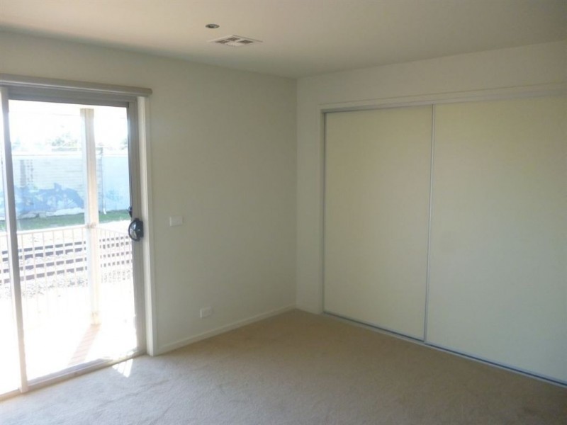 3/1416a Gregory Street, Lake Wendouree VIC 3350