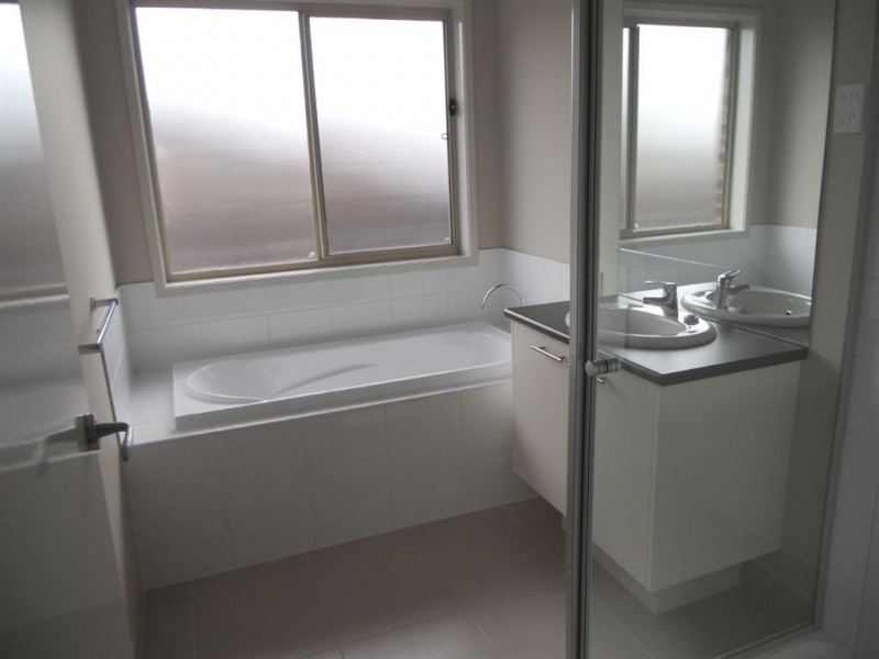 14 Clovedale Avenue, Alfredton VIC 3350