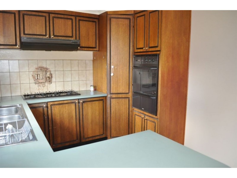 7 Windemere Way, Cardigan Village VIC 3352