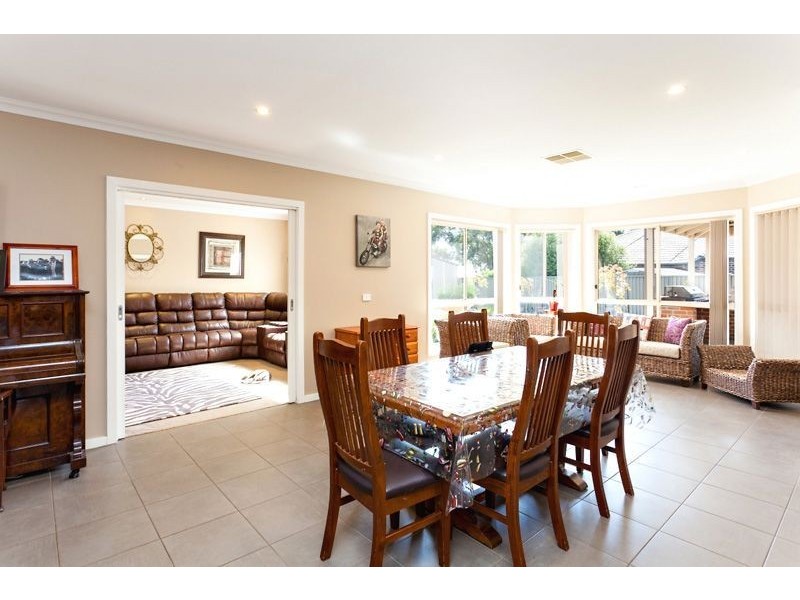 13 King George Way, Mitchell Park VIC 3355