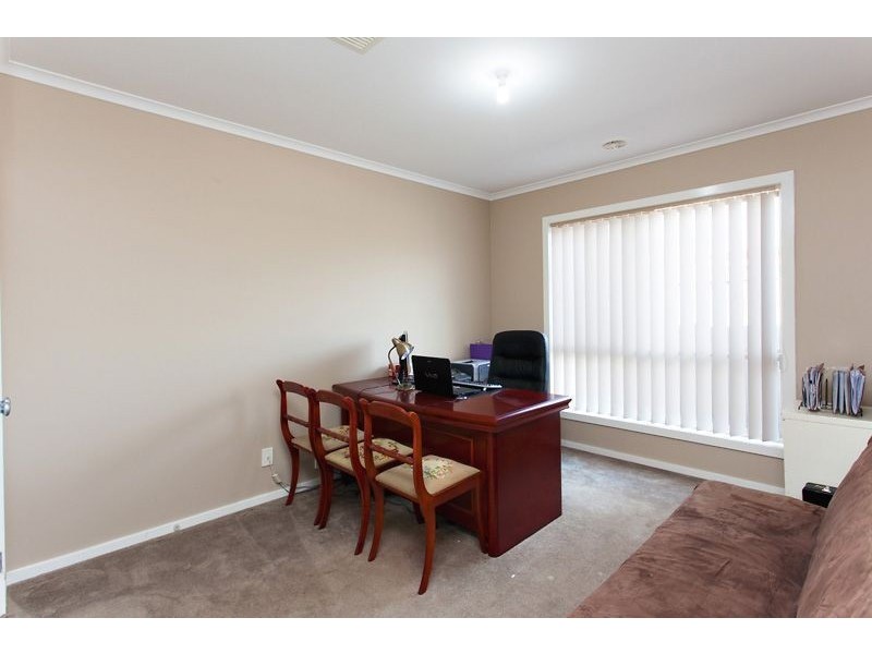 13 King George Way, Mitchell Park VIC 3355