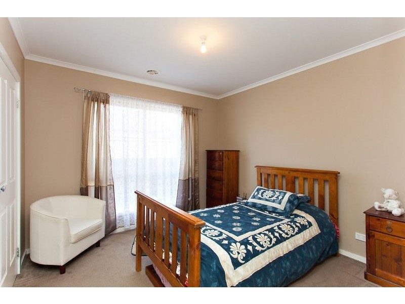 13 King George Way, Mitchell Park VIC 3355