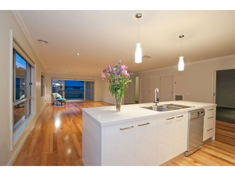 7 Braeburn Court, Brown Hill VIC 3350