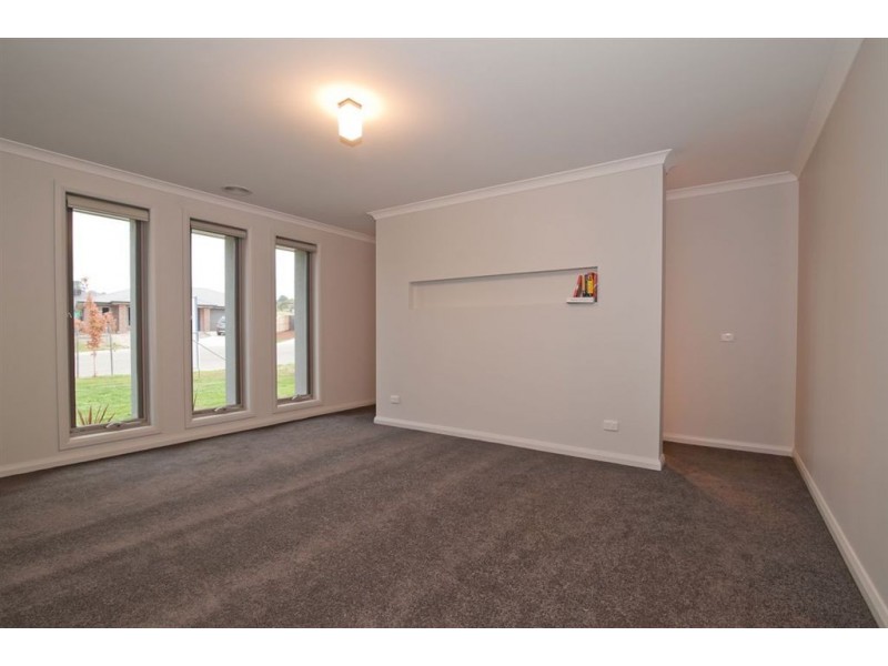 7 Braeburn Court, Brown Hill VIC 3350