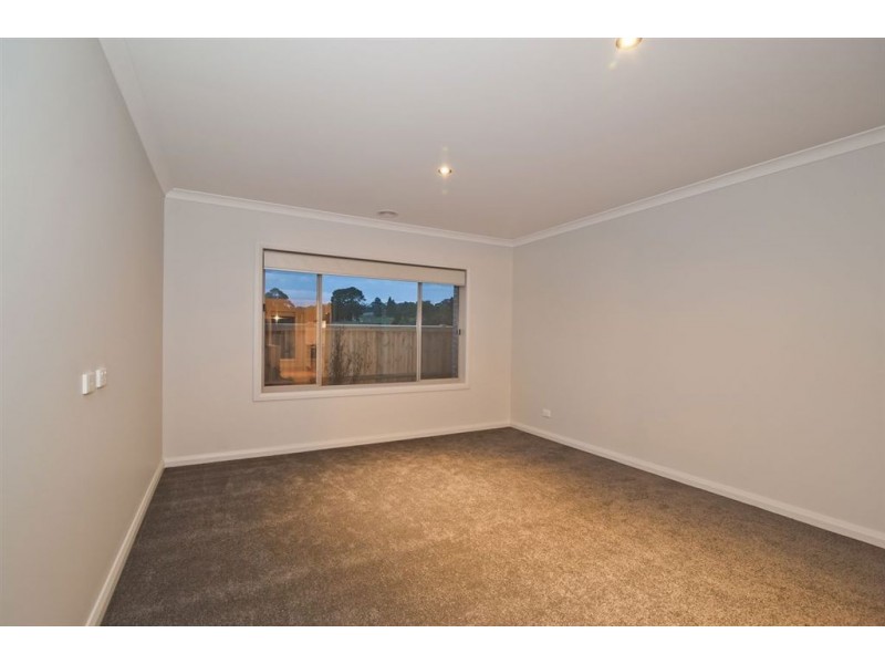 7 Braeburn Court, Brown Hill VIC 3350