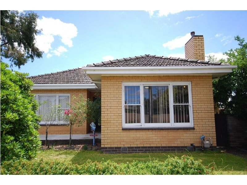 37 Rowlands Street, Ballarat VIC 3350