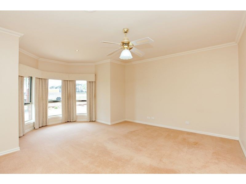 1927 Sturt Street, Alfredton VIC 3350