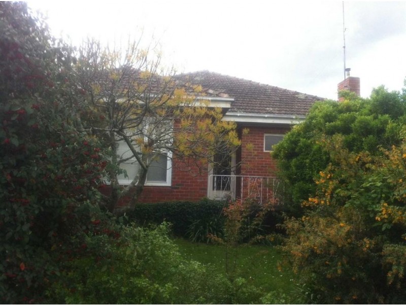 319 Chisholm Street, Black Hill VIC 3350