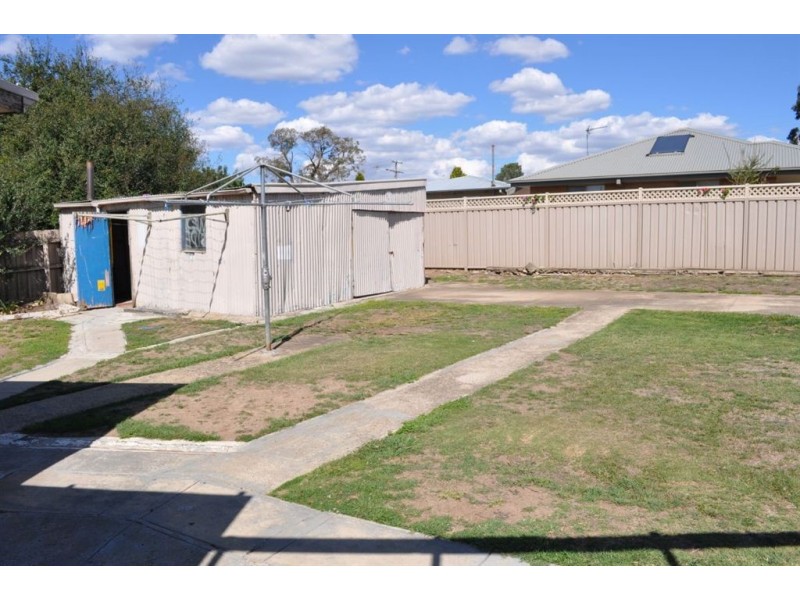 2 Boronia Grove, Wendouree VIC 3355