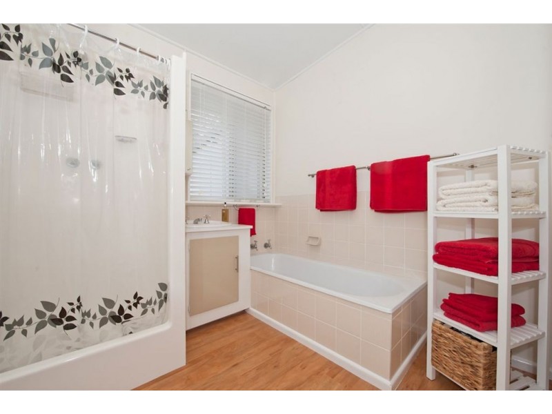 9 Mystery Lane, Elaine VIC 3334