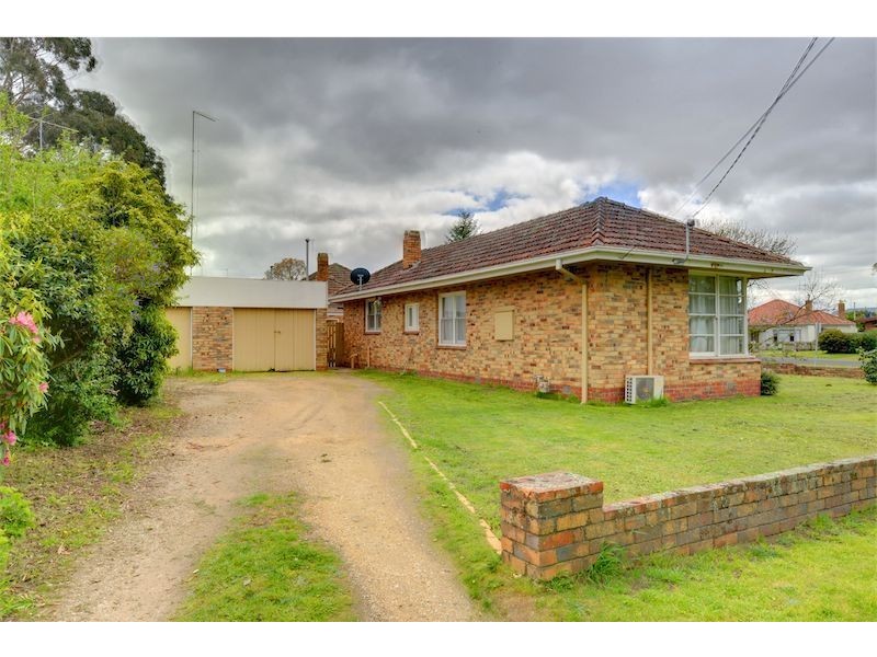 702 Bell Street, Redan VIC 3350