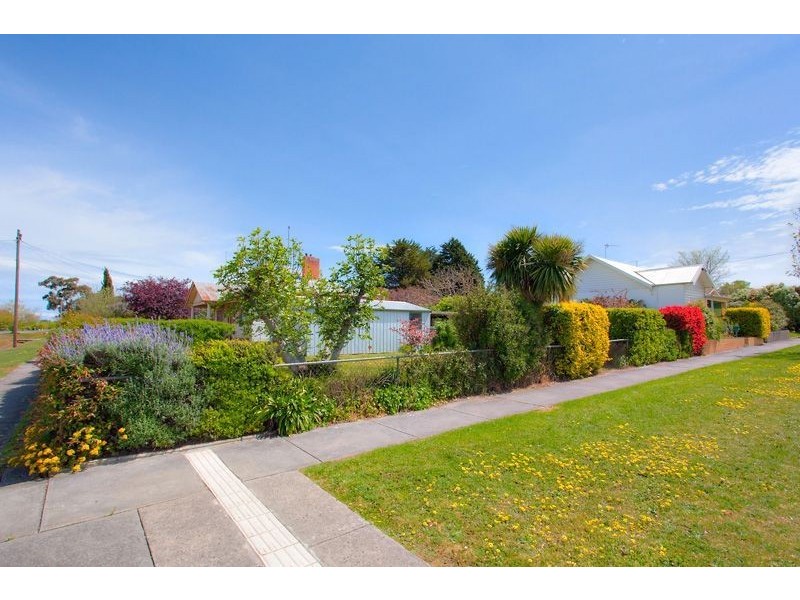 608 Pleasant Street, Redan VIC 3350