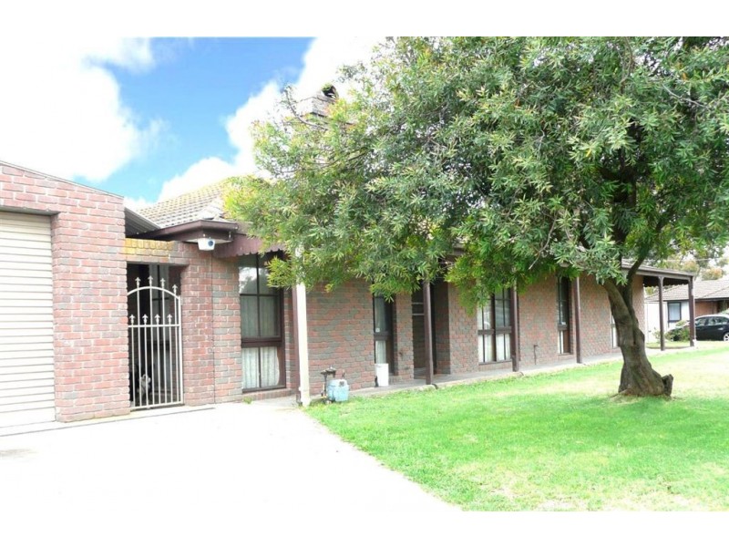 9 Kelly Street, Wendouree VIC 3355