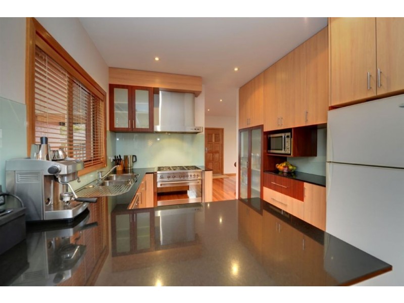 2A Nightingale Street, Newington VIC 3350