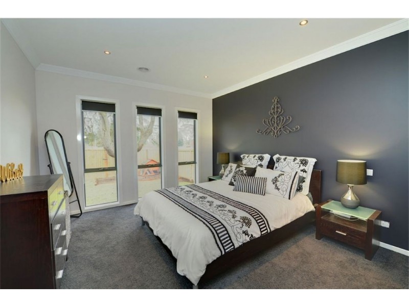 9 Bellington Drive, Alfredton VIC 3350