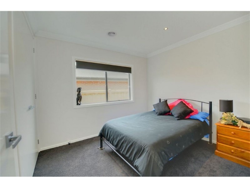 9 Bellington Drive, Alfredton VIC 3350